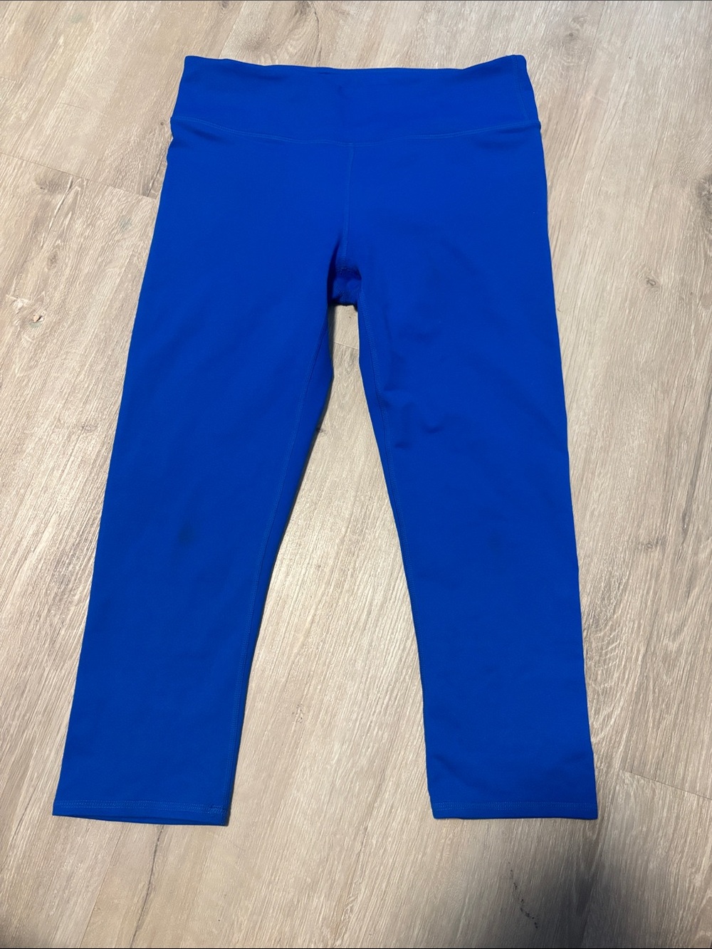 Fabletics Royal Blue Capri Leggings